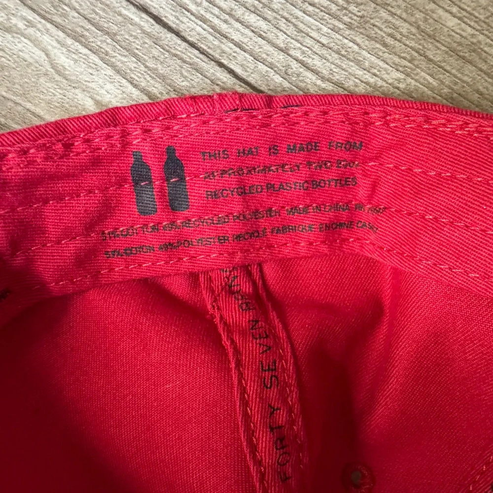 Red Wings 47 Fitted baseball Hat Cap Size XL Red - Picture 5 of 6